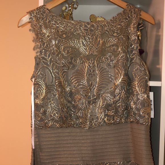 Gorgeous Tadashi Shoji dress -gold/metallic olive - Picture 3 of 12